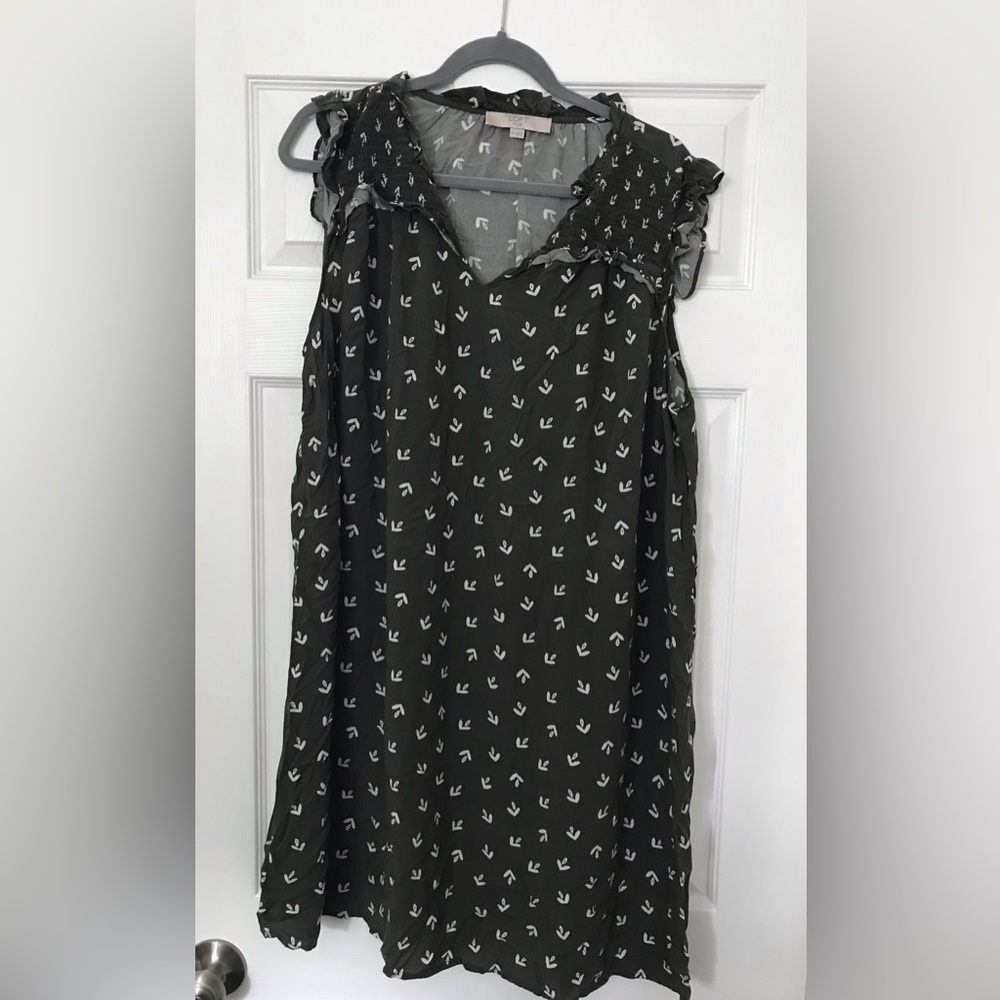 Loft Plus sleeveless dress.